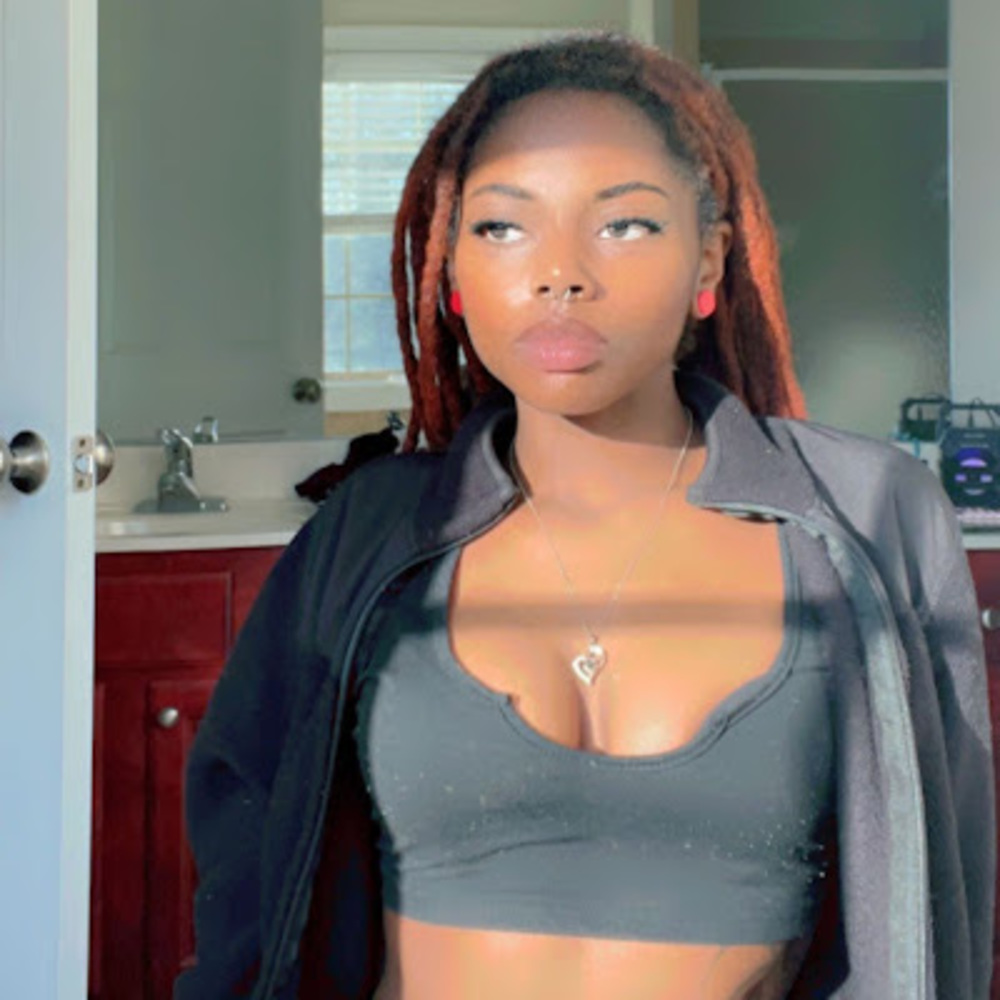Meet your Posher, Jasmine